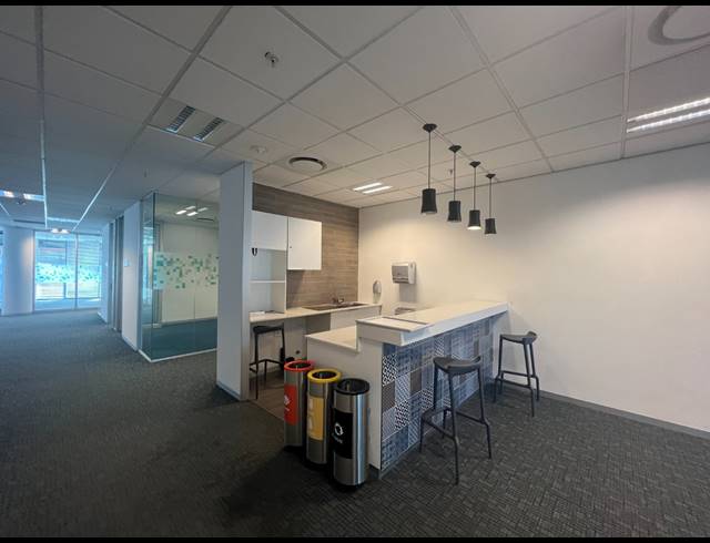 1,443M² OFFICE TO LET IN MELROSE ARCH